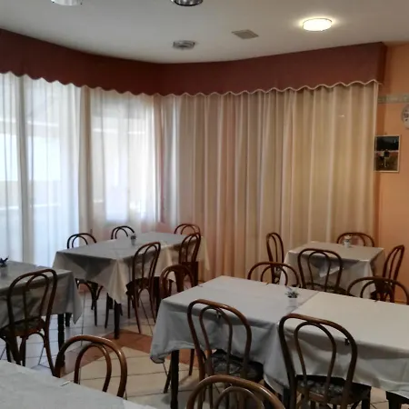 Hotel Emiliano
